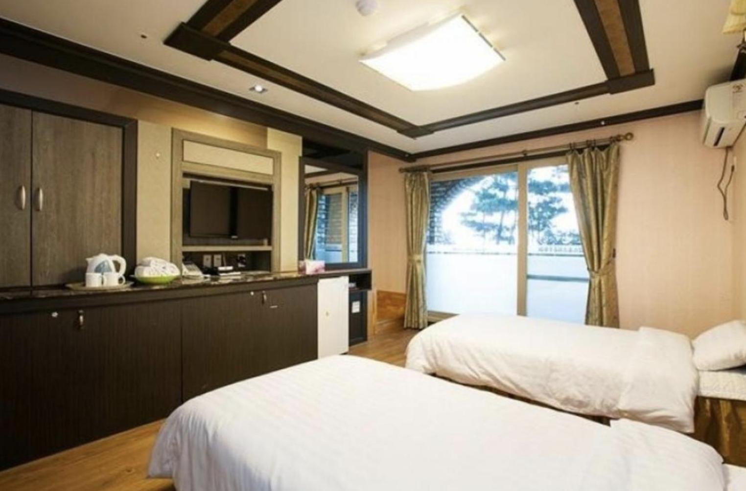 Jeju Ts Youth Hostel & Resort Σεογκουίπο Εξωτερικό φωτογραφία