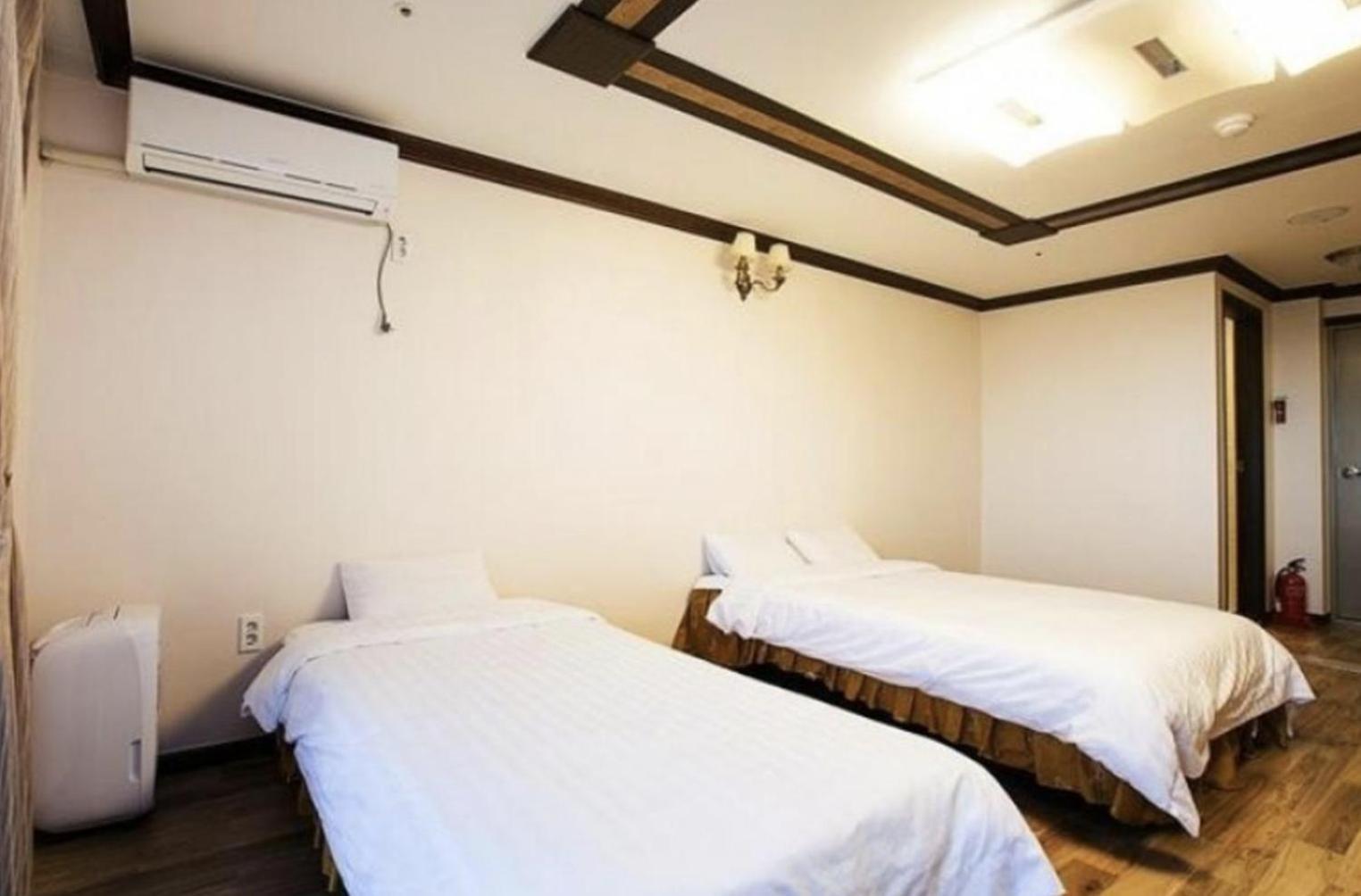 Jeju Ts Youth Hostel & Resort Σεογκουίπο Εξωτερικό φωτογραφία