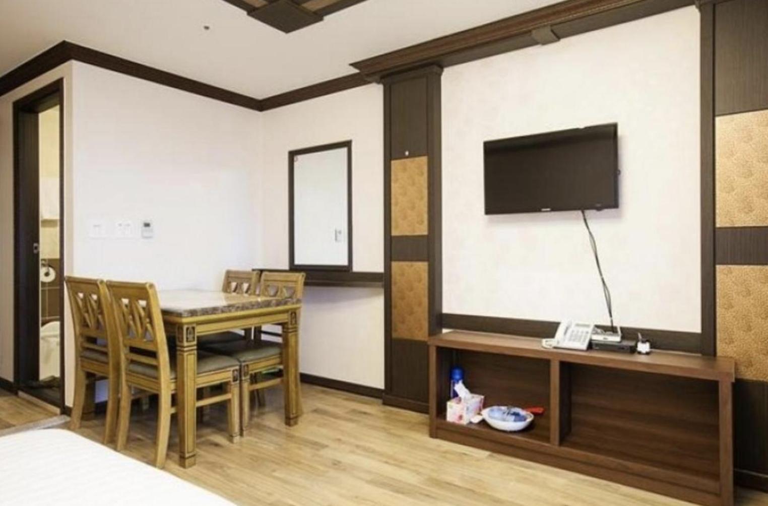 Jeju Ts Youth Hostel & Resort Σεογκουίπο Εξωτερικό φωτογραφία