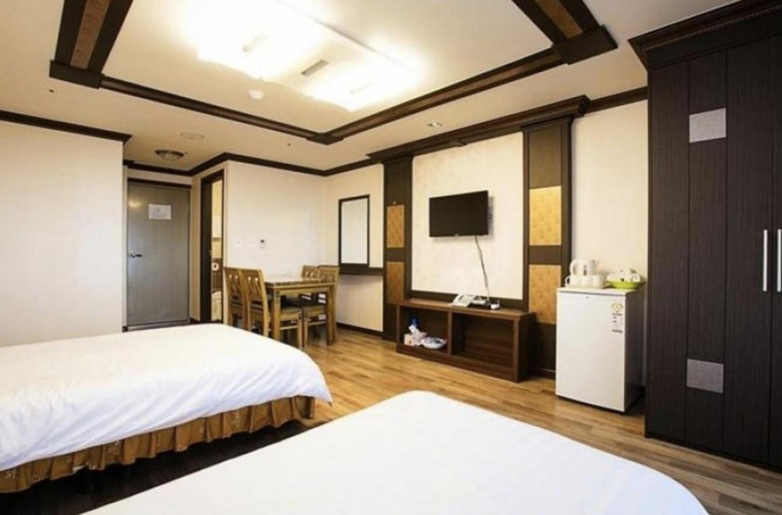 Jeju Ts Youth Hostel & Resort Σεογκουίπο Εξωτερικό φωτογραφία