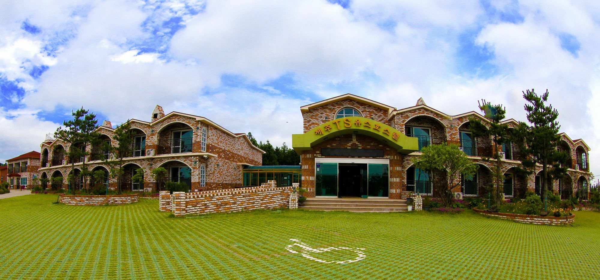 Jeju Ts Youth Hostel & Resort Σεογκουίπο Εξωτερικό φωτογραφία